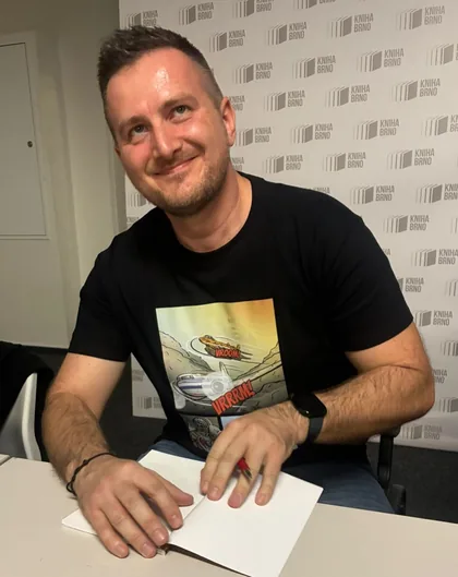 Marek Jurnost at a book signing for Locus – Stínohra